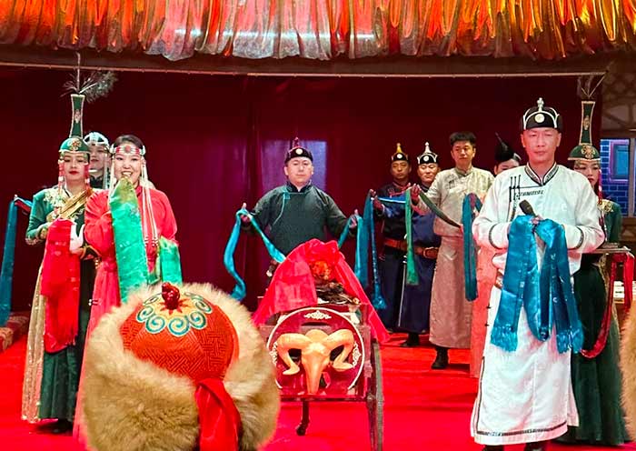 Roasted whole sheep, Zhama Banquet of Huitengxile