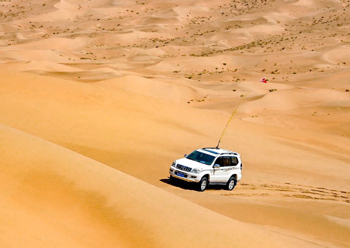 Badain Jaran Desert Jeep Experience