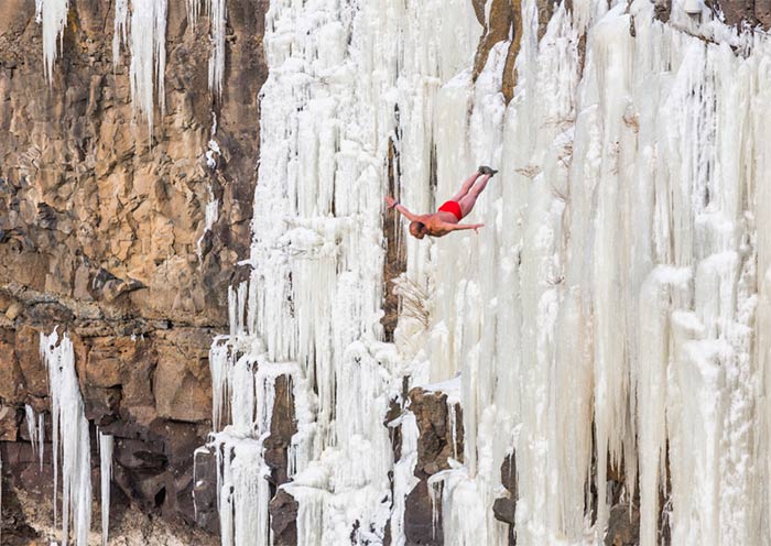  Cliff Diving at Diaoshuilou Waterfall, Jingpo Lake
