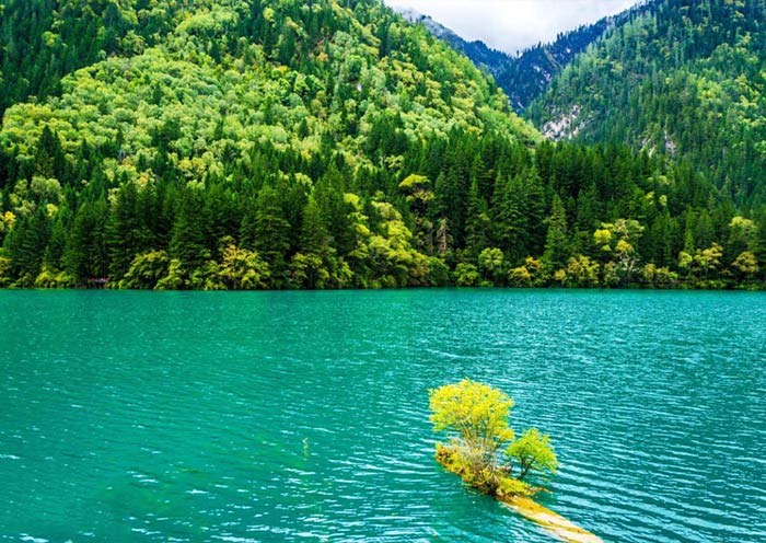Jiuzhaigou Valley photos