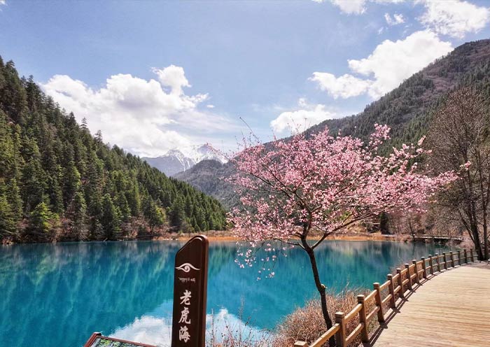 Jiuzhaigou Valley photos