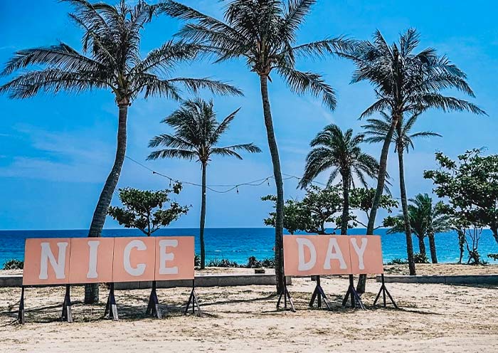 Dawan Beach in Kenting, Taiwan