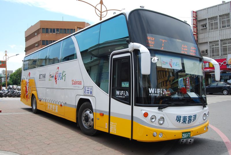 Take Kenting Express to the Sun-kissed Beaches in Kenting