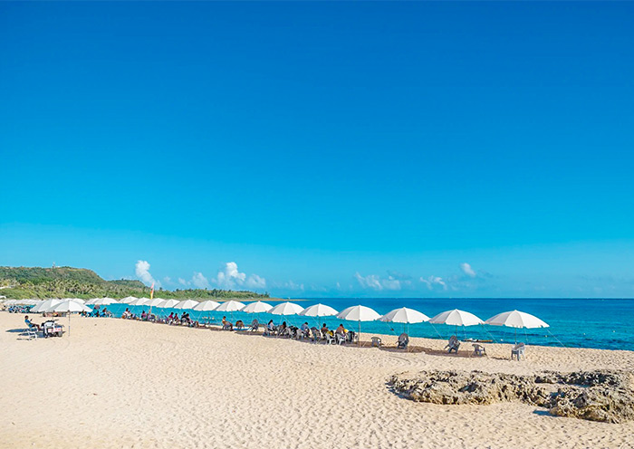 White Sand Bay, the Best Natural Swimming Beach in Kenting