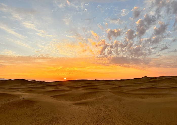 See sunrise or sunset at Yemingshan Kubuqi Desert