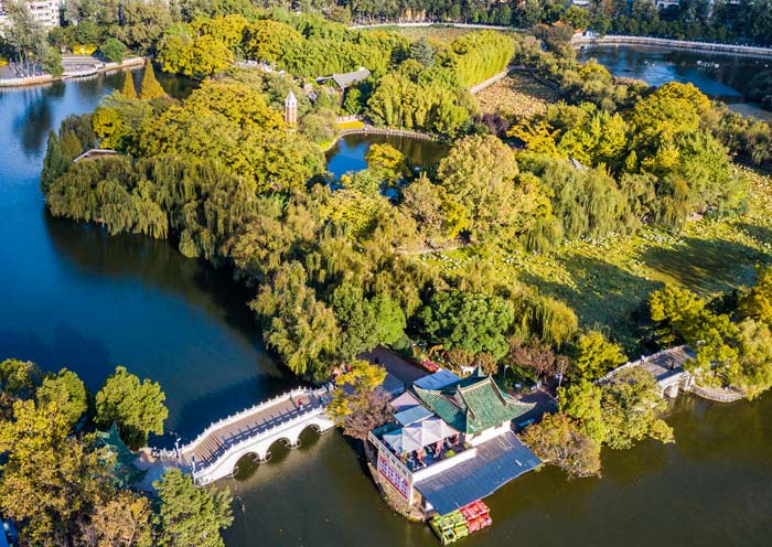Bird's-eye view of Cuihu Park