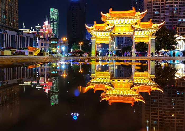 Kunming Jinma Biji Gateway
