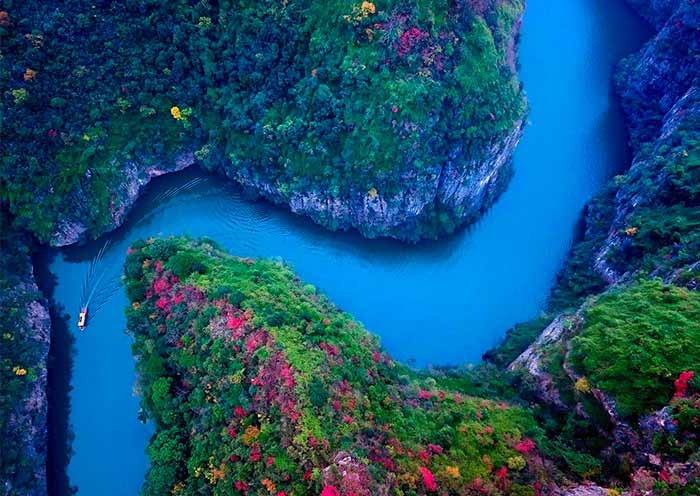 Lesser Three Gorges in Summer