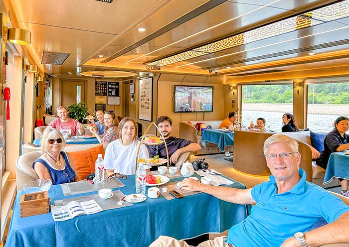 Enjoy 5-star Li River Cruise in Guilin