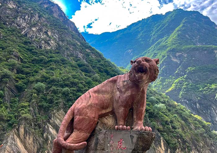 Tiger Leaping Gorge (Upper Section)
