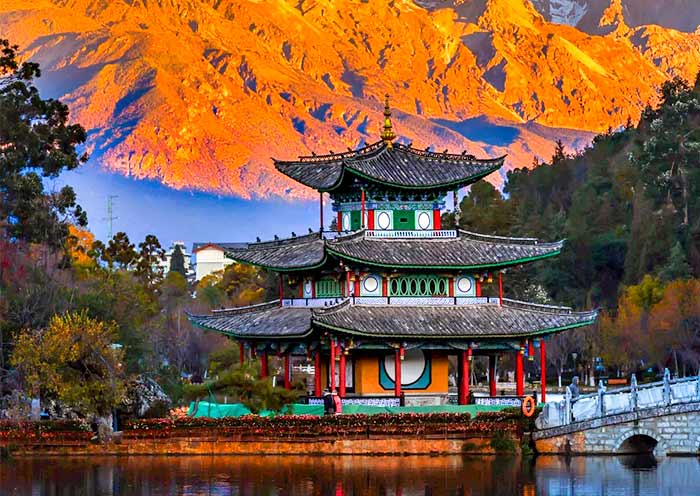 Black Dragon Pond Park, Lijiang