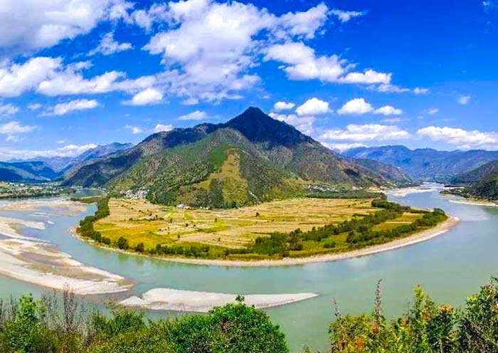 First Bend of the Yangtze River, Lijiang
