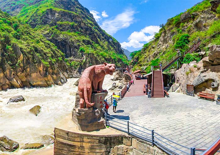 Tiger Leaping Gorge, Lijiang
