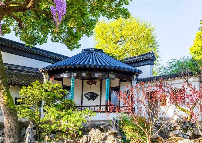 Suzhou Lion Grove Garden Fan-shaped pavilion