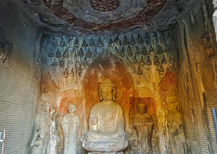 Cave of Longmen Grottoes
