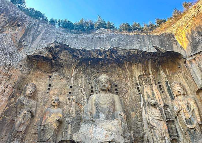 Fengxian Temple, Longmen Grottoes