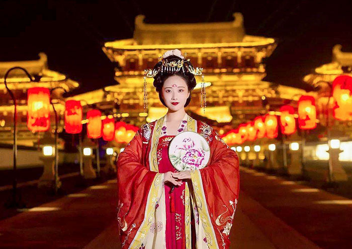 Travel back to Tany Dynasty in Luoyang Travel back to Tany Dynasty in Luoyang