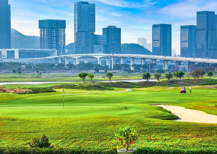 Situated on the Cotai Strip, Macau International Golf 