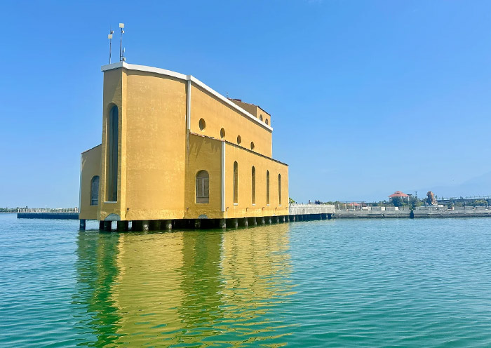 Maritime Building Café