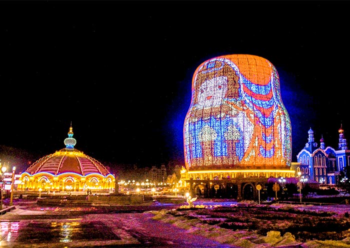 Russian Matryoshka Doll Square