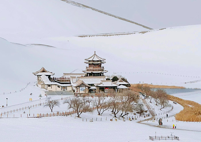 Winter in Crescent Lake