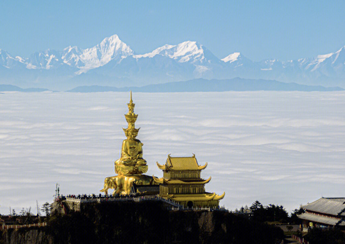 View Golden Summit