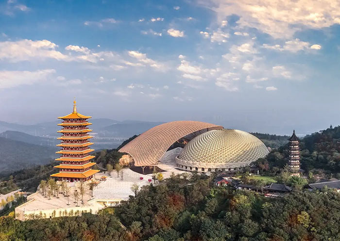 Niushou Mountain, a site of profound Buddhist heritage