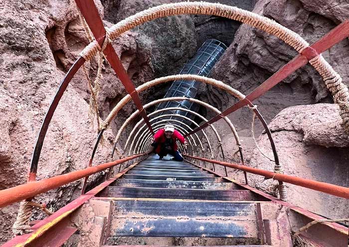 Steep Steps, Pingshan Lake Grand Canyon