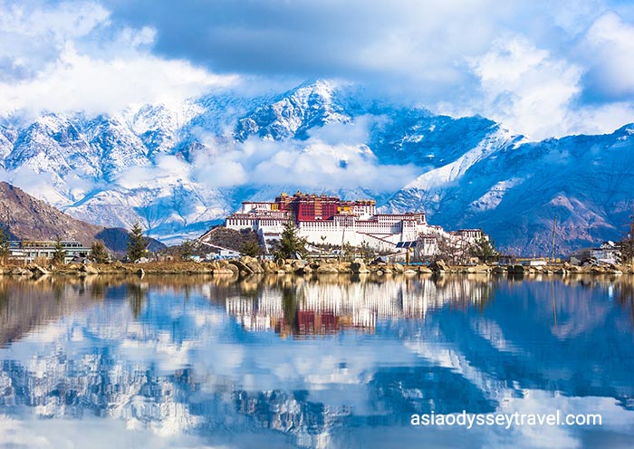 Potala Palace and Its Reflection View Lhasa Potala Palace