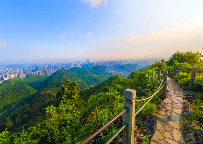 Qianling Park