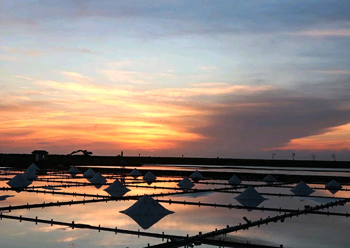 Qigu Salt Mountain