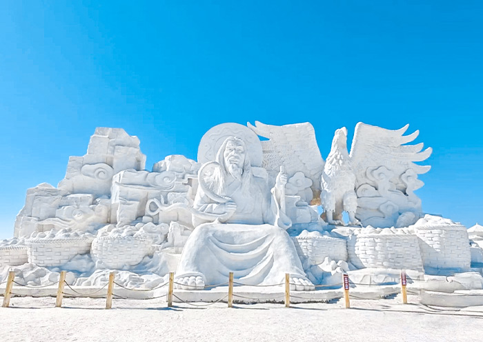 Beautiful Chaka Salt Lake in Qinghai