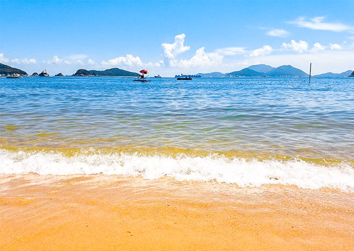 Stunning views of Repulse Bay