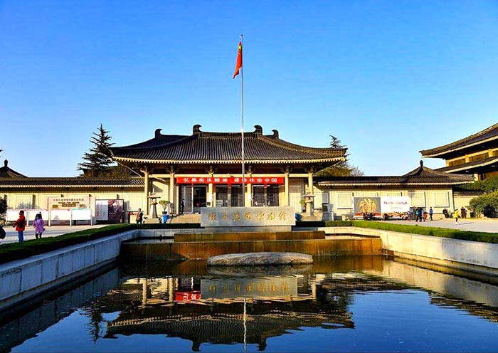 3 Days Xian Family Tour with Chinese Calligraphy & Hanfu Experience