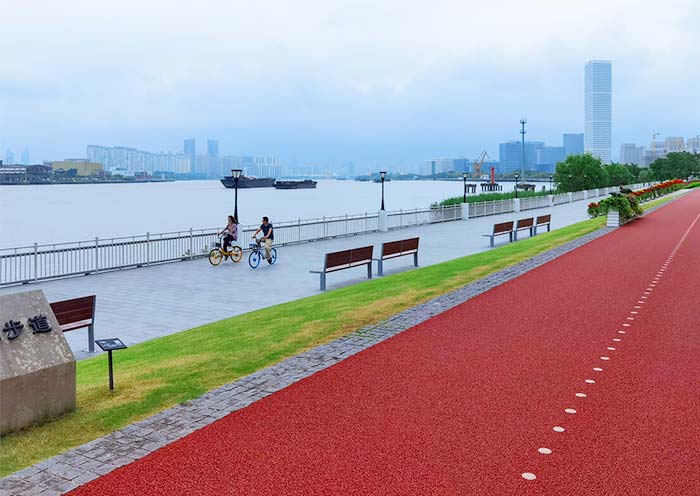 Pudong Riverside Greenway