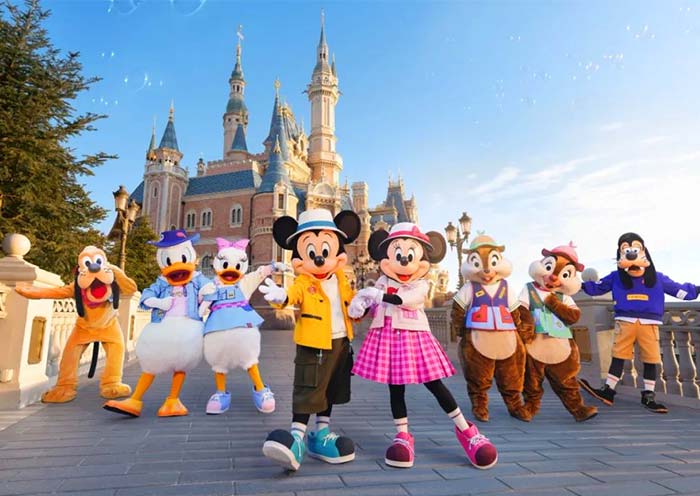 4 Days Shanghai Relaxing Family Tour with Disneyland Fun