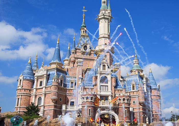 Dreamlike Shanghai Disney Castle