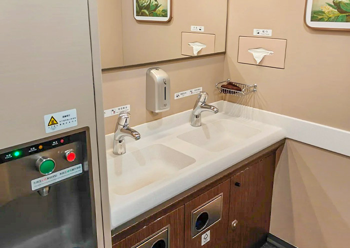 Take the G899 to Sleep Your Way from Shanghai to HK