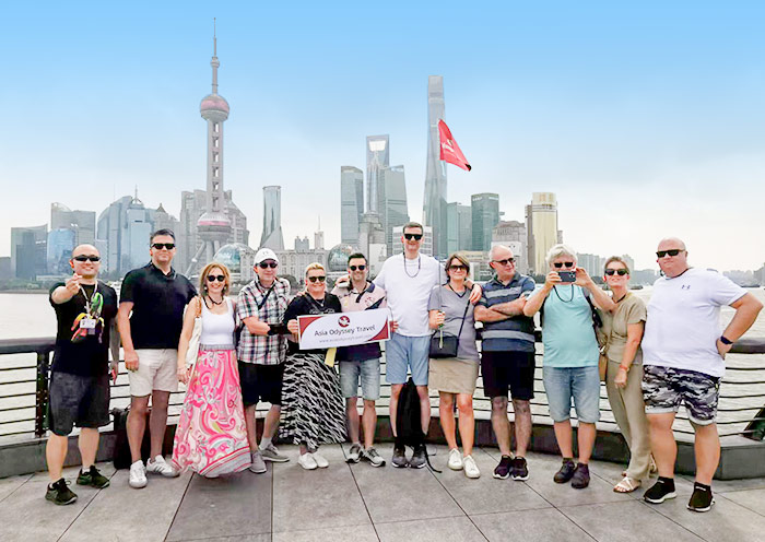 Tour Shanghai with AOT