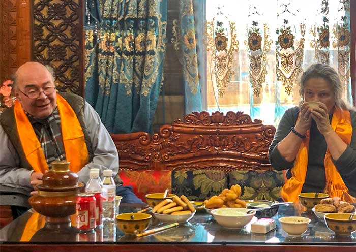 Our Guests Had Fun with Local Tibetan Family