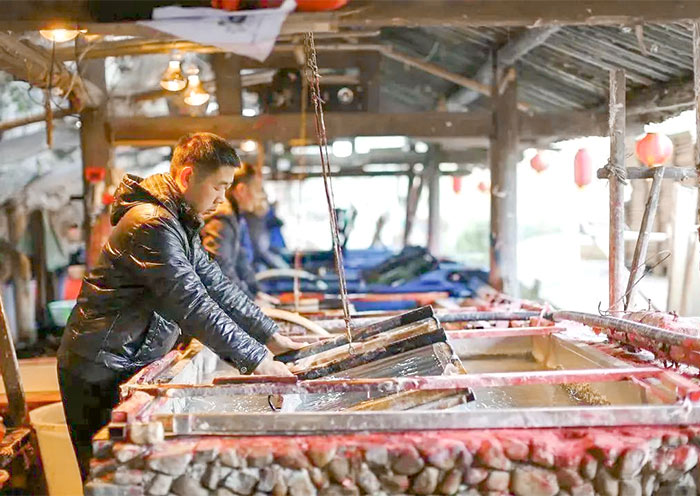 Papermaking in Shiqiao Village