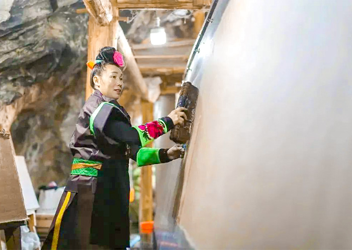 Papermaking in Shiqiao Village