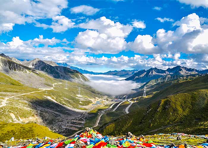 Zheduo Mountain Pass, Sichuan