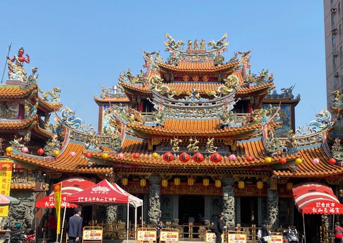 Songshan Ciyou Temple in Taipei