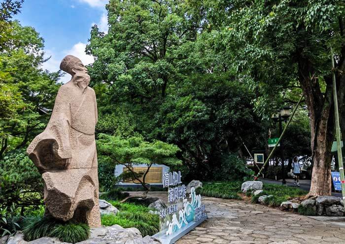 4 Days Shanghai Hangzhou Tour