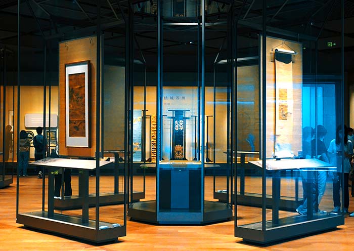 Suzhou Museum local crafts