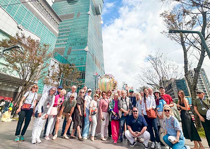 8 Days Classic Taiwan Group Tour - From Taipei to Kaohsiung 8 Days Classic Taiwan Group Tour - From Taipei to Kaohsiung