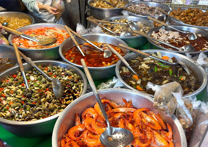 Taipei Dongmen Morning Market