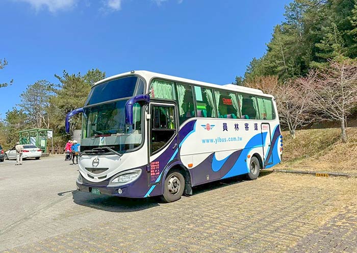 Taiwan Yuanlin Bus from Sun Moon Lake to Alishan