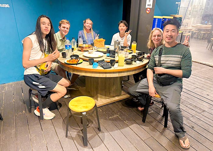 Taiwan Group Tour & Authentic Local Flavors